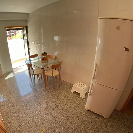 Lisbon, Modern T2 In Parque Nacoes, * Lisbona