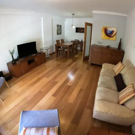 Apartment Lisbon, Modern T2 In Parque Nacoes,
