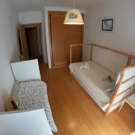 Apartment Lisbon, Modern T2 In Parque Nacoes, Lisbon