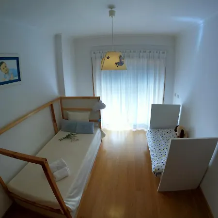 Apartment Lisbon, Modern T2 In Parque Nacoes,