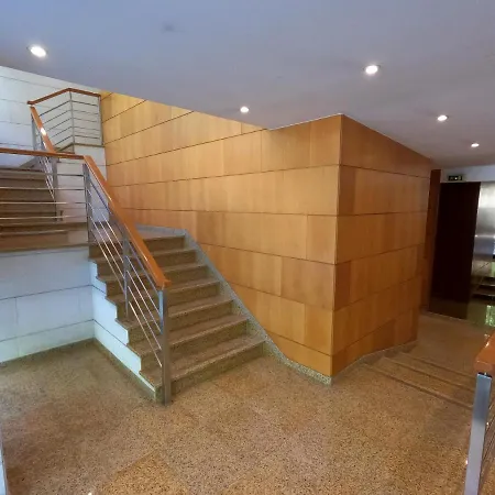 Apartment Lisbon, Modern T2 In Parque Nacoes, Lisbon