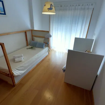 Apartment Lisbon, Modern T2 In Parque Nacoes, Lisbon