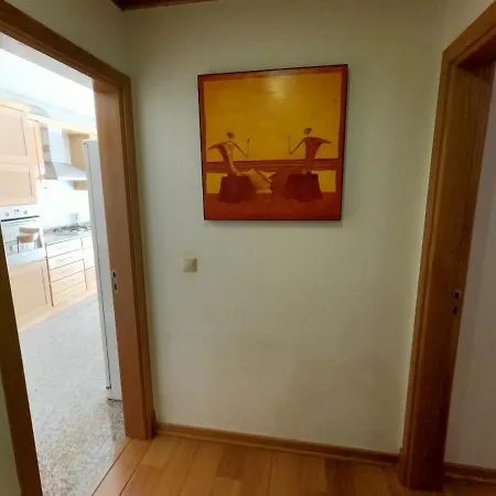 Apartment Lisbon, Modern T2 In Parque Nacoes, Lisbon